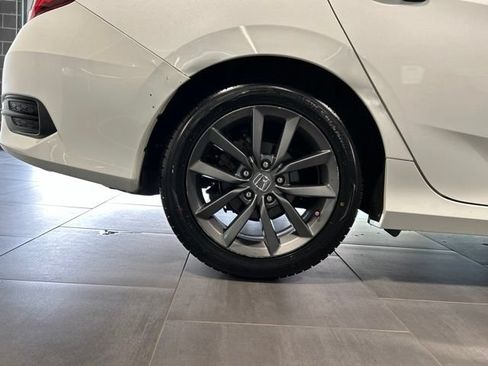 Used 2020 Honda Civic EX image 39