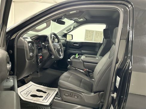 Used 2022 GMC Sierra 1500 Pro w/ Convenience Package image 9