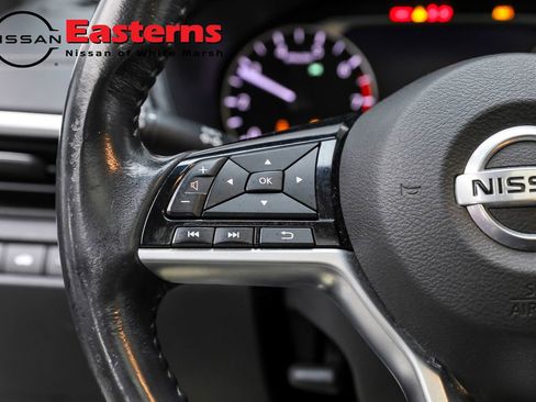 Used 2021 Nissan Altima 2.5 SV w/ SV Premium Package image 16