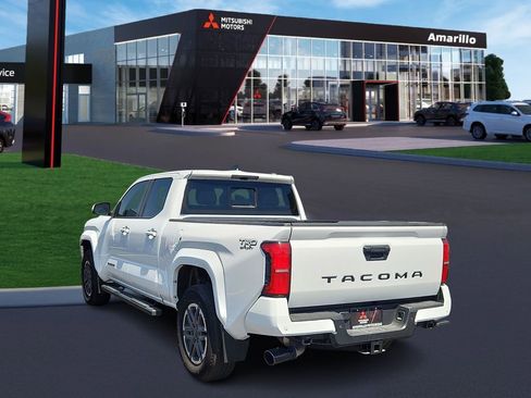 Used 2024 Toyota Tacoma TRD Sport image 2