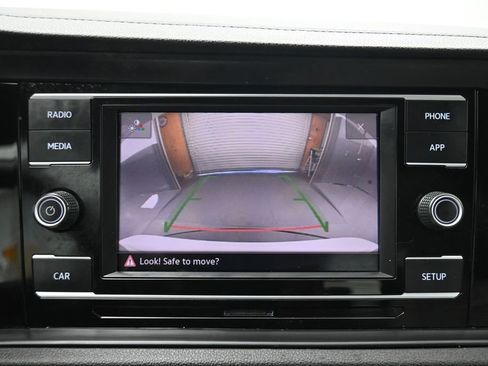 Used 2019 Volkswagen Jetta R-Line w/ R-Line Cold Weather Package FWD image 19