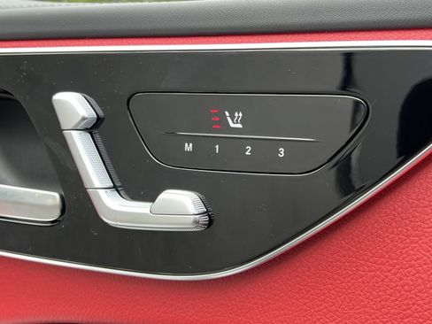 New 2025 Mercedes-Benz C 300 4MATIC Sedan image 33