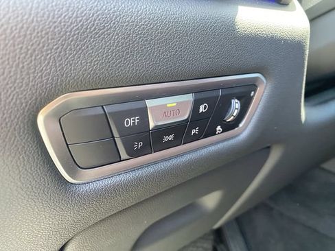 Used 2022 BMW X5 xDrive40i w/ Luxury Seating Package AWD/4WD image 21