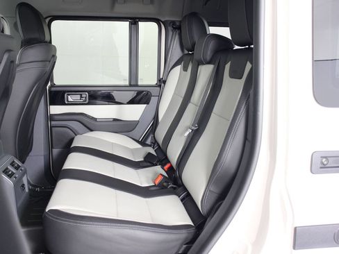 Used 2025 INEOS Grenadier AWD/4WD image 30