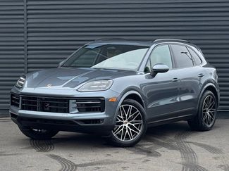 New 2026 Porsche Cayenne video 1