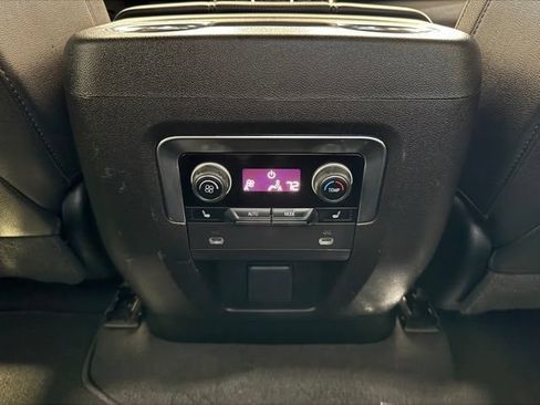 Used 2023 Chevrolet Suburban Premier AWD/4WD image 15