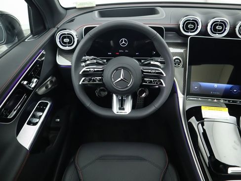 Certified 2025 Mercedes-Benz GLC 43 AMG 4MATIC image 11