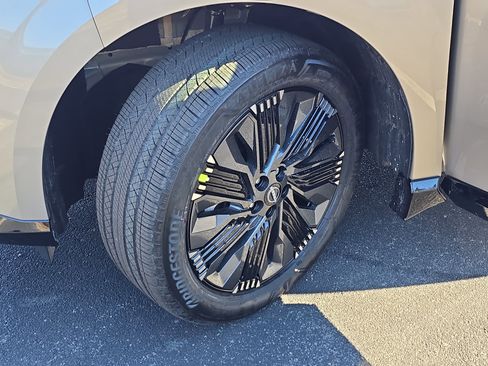 New 2026 Nissan Murano Platinum image 32