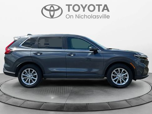 Used 2025 Honda CR-V EX image 6