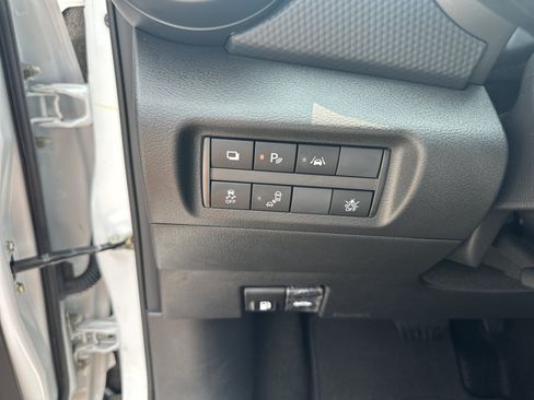 Used 2025 Nissan Kicks Play S FWD image 14