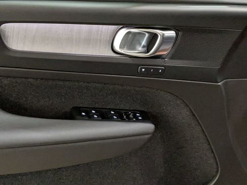 New 2026 Volvo XC40 B5 Plus w/ Climate Package image 10