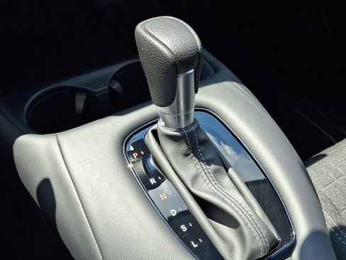 Used 2025 Honda HR-V LX image 15