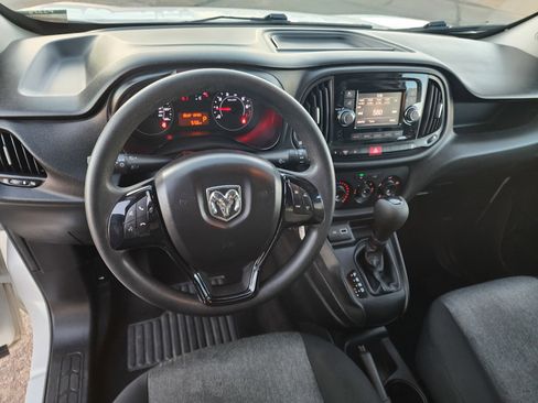 Used 2022 RAM ProMaster City Tradesman image 2