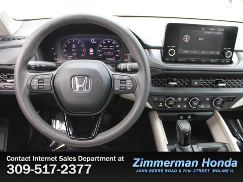 Certified 2023 Honda Accord EX image 9