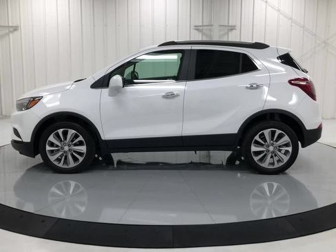 Used 2020 Buick Encore Preferred FWD image 5
