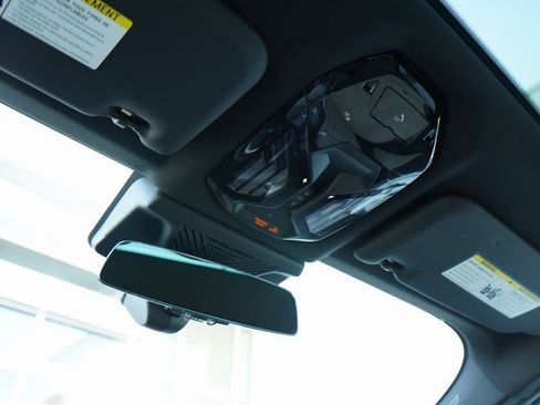 Used 2025 BMW X3 xDrive30i w/ Convenience Package image 22