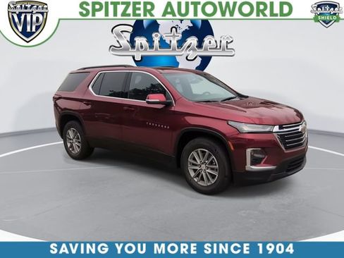 Used 2023 Chevrolet Traverse LT w/ LPO, Floor Liner Package AWD/4WD image 3