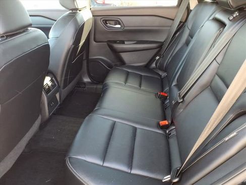 Used 2023 Nissan Rogue SL image 13