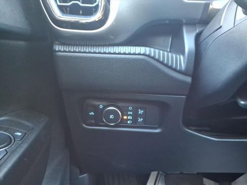 Used 2024 Ford Ranger XLT w/ Technology Package image 13