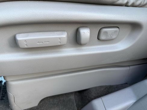 Used 2017 Honda Odyssey EX-L image 42