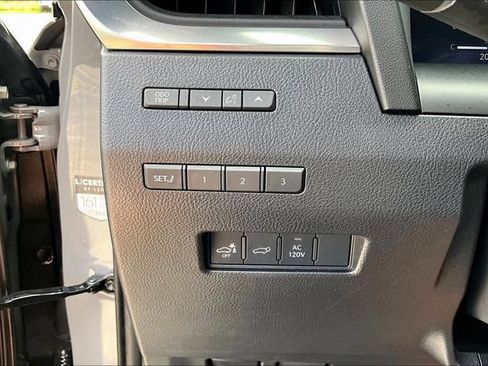 Used 2024 Lexus GX 550 w/ Accessory Package (2T) AWD/4WD image 15