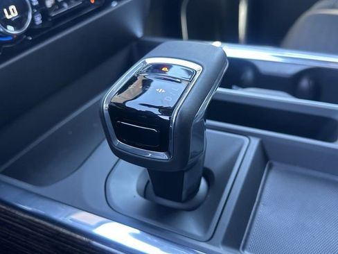 New 2026 GMC Sierra 1500 Elevation image 16