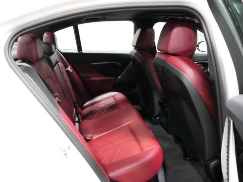 Used 2026 BMW i5 eDrive40 AWD/4WD image 10
