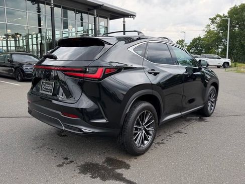 Used 2025 Lexus NX 250 AWD w/ Accessory Package (2T) image 7
