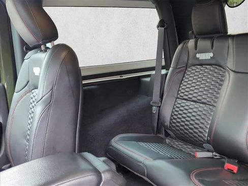 Used 2020 Jeep Wrangler Rubicon w/ Steel Bumper Group image 12