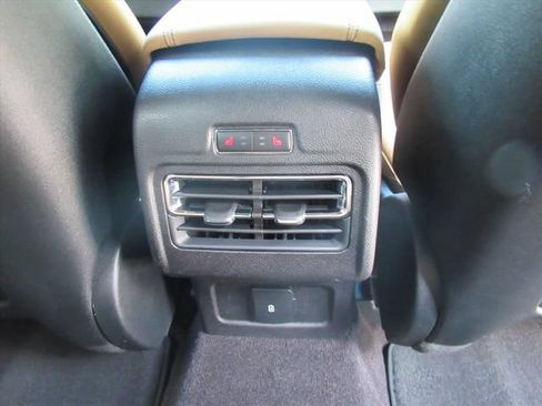 Used 2021 Lincoln Corsair Reserve w/ Equipment Group 201A AWD/4WD image 32
