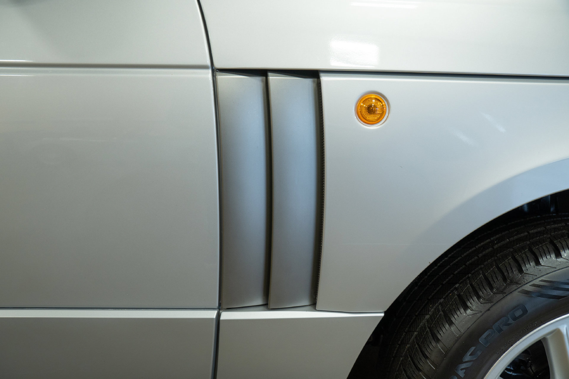 Used 2003 Land Rover Range Rover HSE AWD/4WD image 15