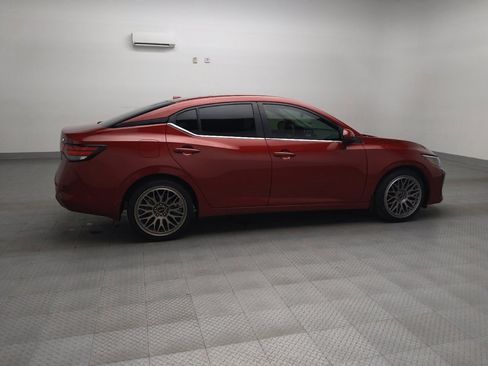 Used 2024 Nissan Sentra SV image 10