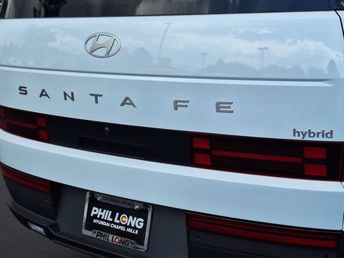 Used 2025 Hyundai Santa Fe SEL FWD image 33