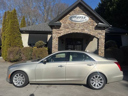 Used 2014 Cadillac CTS Luxury RWD image 1