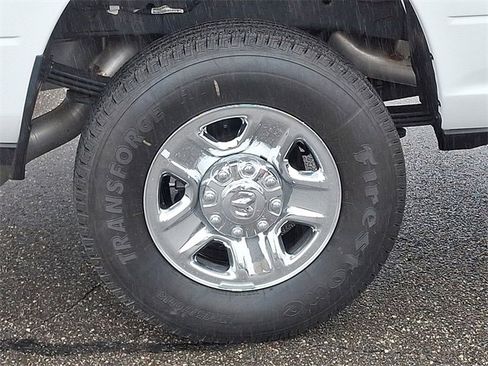 Used 2023 RAM 3500 Tradesman w/ Chrome Appearance Group image 29