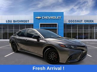 Used 2021 Toyota Camry SE FWD video 1
