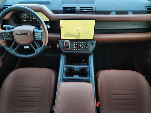 New 2026 Land Rover Defender 110 OCTA image 26