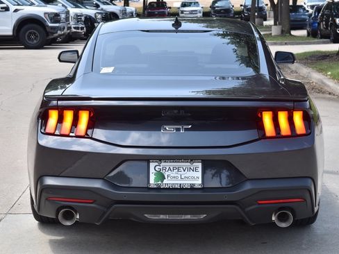 Used 2024 Ford Mustang GT Premium RWD image 9