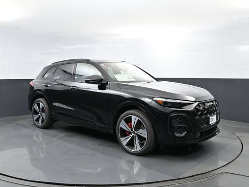New 2026 Audi SQ5 Premium Plus AWD/4WD image 3