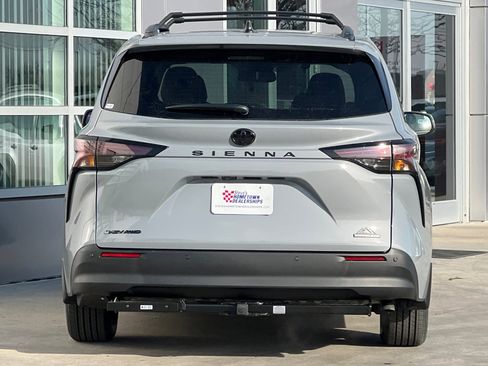 New 2026 Toyota Sienna XLE Woodland Edition image 5