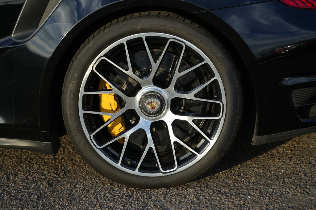 Used 2014 Porsche 911 Turbo S AWD/4WD image 13