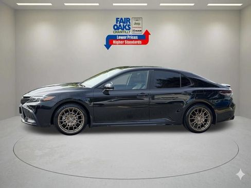 Used 2023 Toyota Camry SE w/ Convenience Package FWD image 12