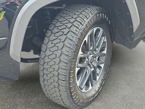 Used 2023 Toyota Tundra Limited image 30