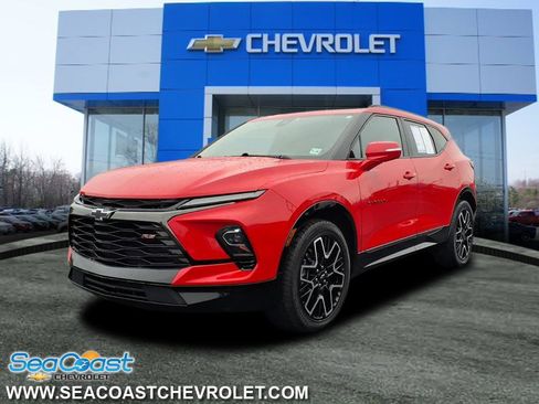 Certified 2023 Chevrolet Blazer RS w/ Enhanced Convenience Package image 3