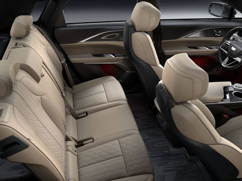 New 2026 Cadillac Lyriq Signature Sport w/ LPO, ONYX Package AWD/4WD image 21