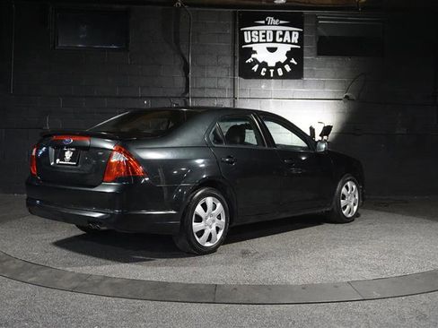 Used 2010 Ford Fusion SE image 5
