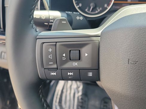 New 2026 Nissan Pathfinder SV image 27