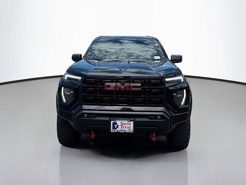 Used 2024 GMC Canyon Elevation w/ Elevation Premium Package RWD image 2