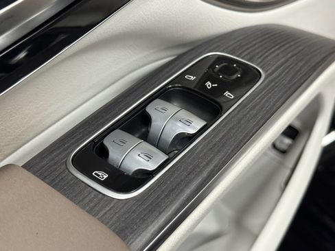 Certified 2023 Mercedes-Benz EQS 580 4MATIC SUV image 22