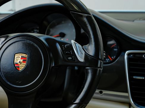 Used 2013 Porsche Panamera S RWD image 24